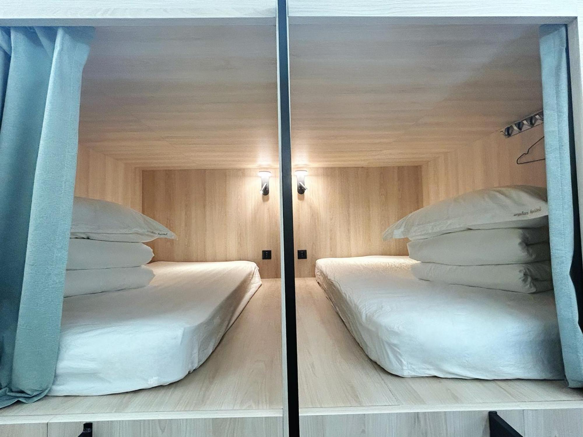 Unplan Hostel 马德里 外观 照片