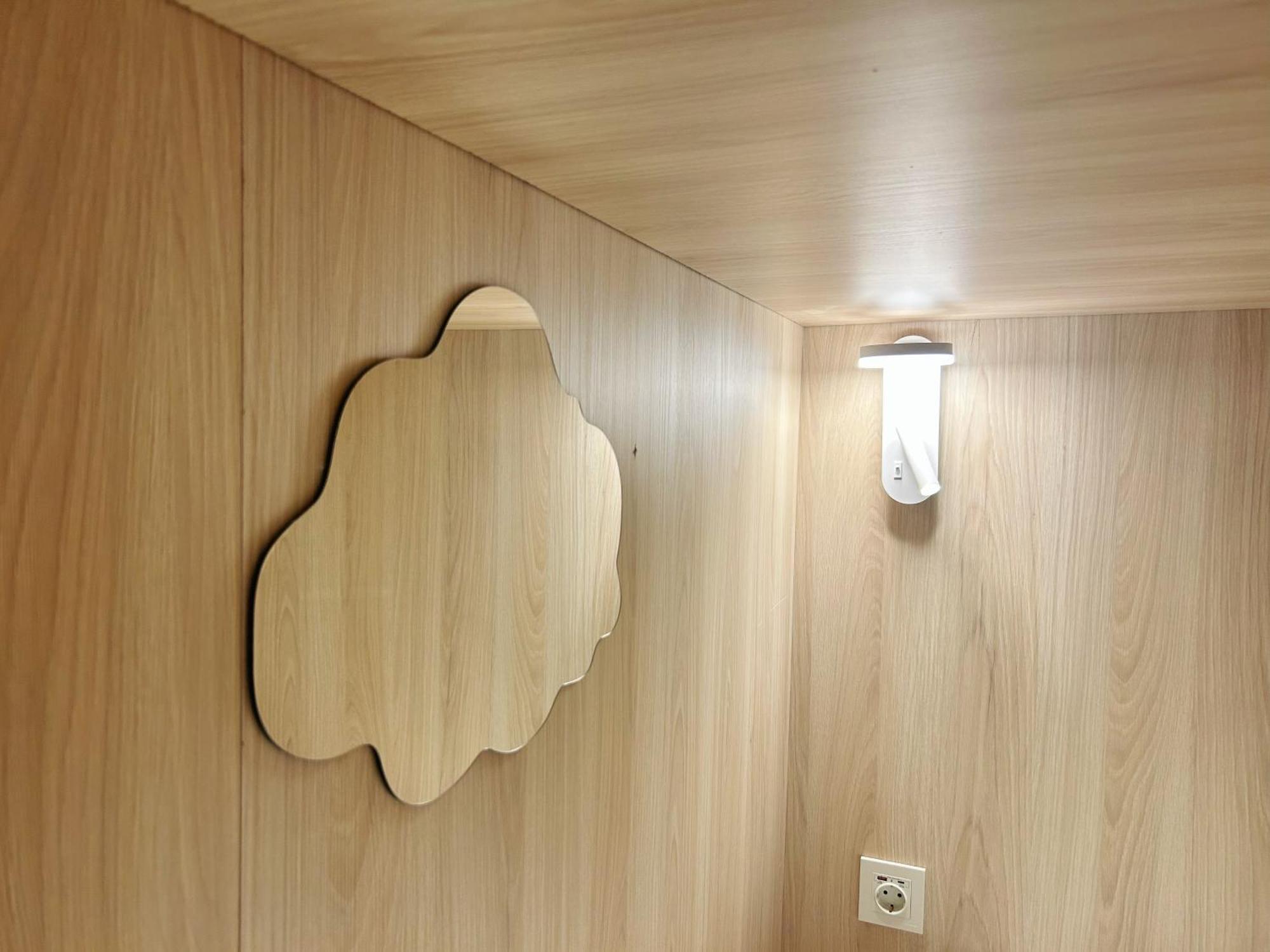 Unplan Hostel 马德里 外观 照片